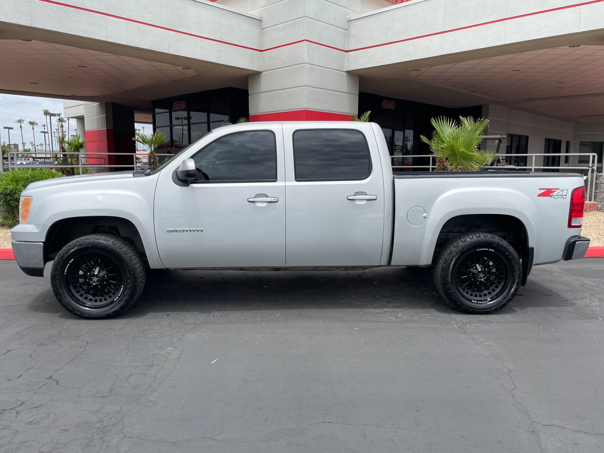 gmc sierra 1500 2011 3GTP2WE3XBG345081 image gmc sierra 1500 2011 3GTP2WE3XBG345081 image